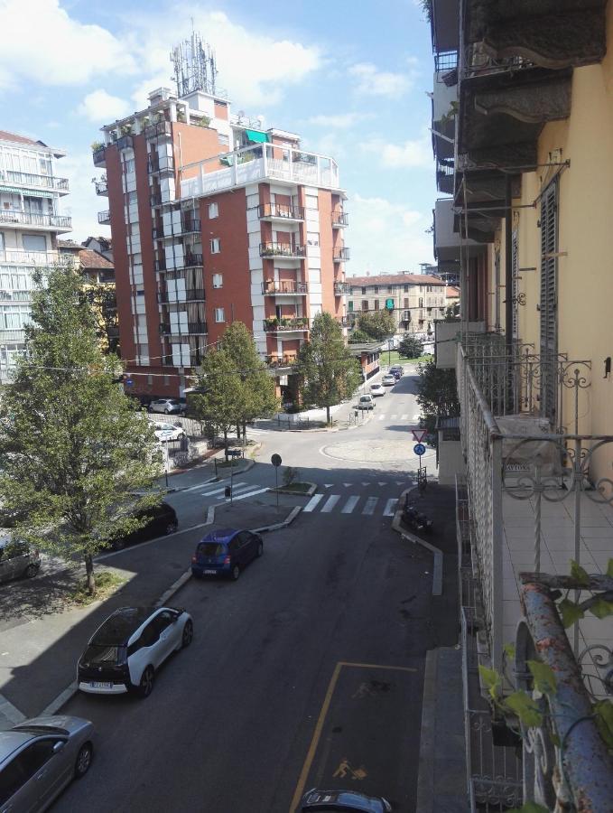Cinecasa Di Andrea E Cristina Apartment Turin Exterior photo